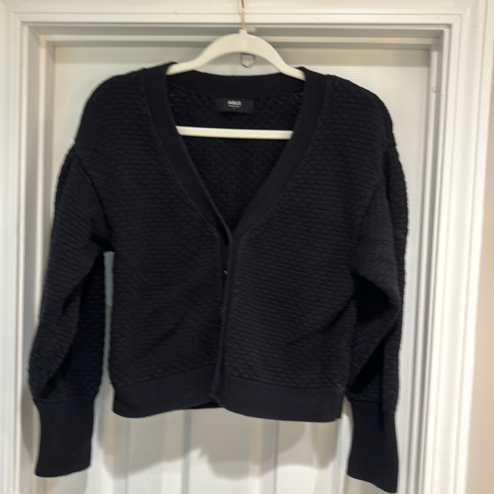 Able 100% cotton puff sleeve cardigan Size Small